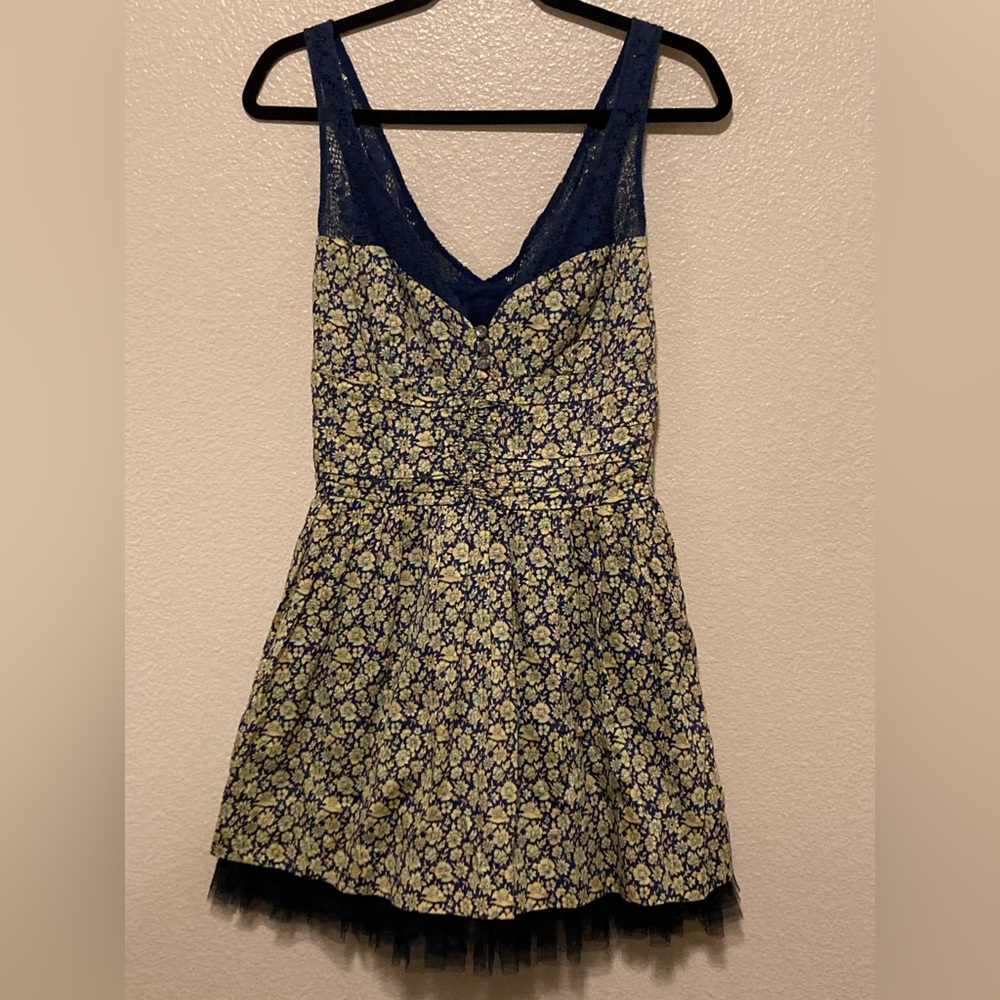 Free People
M(8) Bohemian, summer, mini dress, floral, cutouts